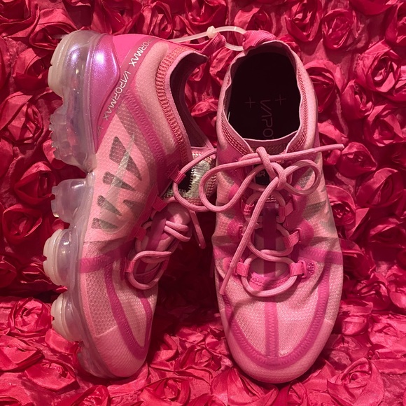 Nike Air VaporMax 2019 women’s - Picture 2 of 8